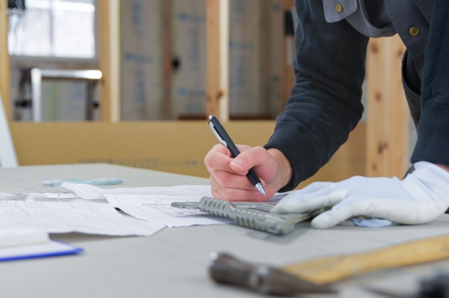 一人親方は法人化するべき